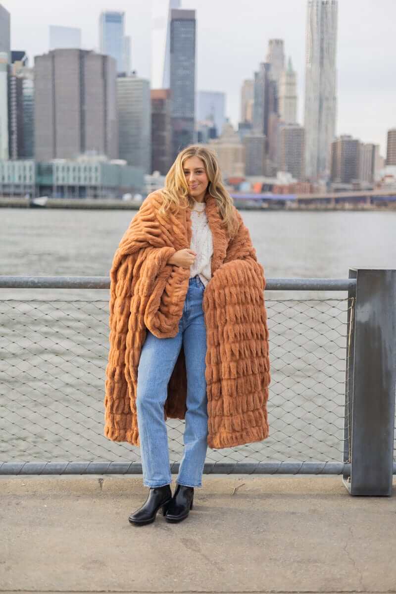 Hugs Copper Blanket - Image 3