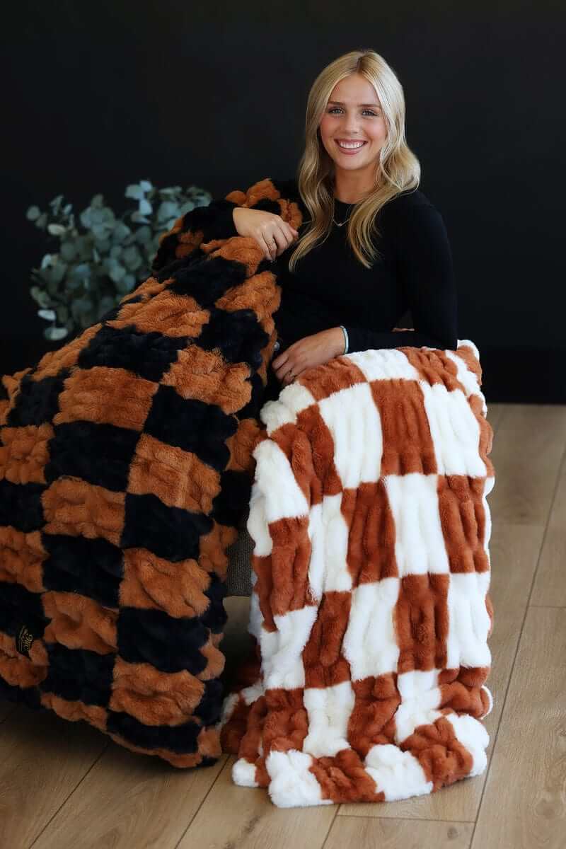 Hugs Check Copper and Black Blanket - Image 4