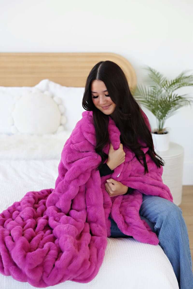 Hugs Rose Violet Blanket - Image 3